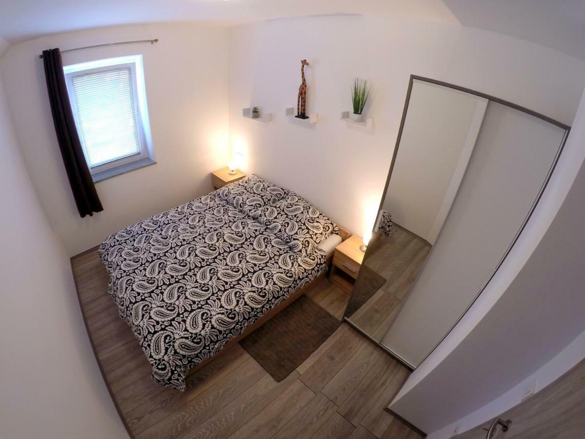 The Jungle Apartments And Rooms Bled Bagian luar foto